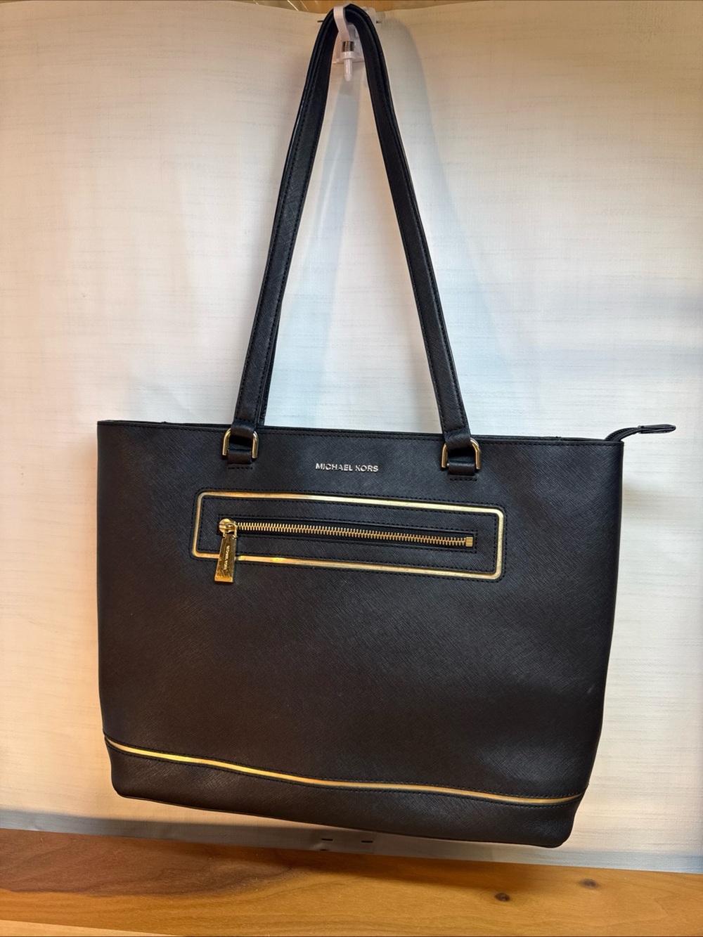 Michael Kors Saffiano‎ Leather Large Black Tote Shoulder HandBag Laptop Sleeve